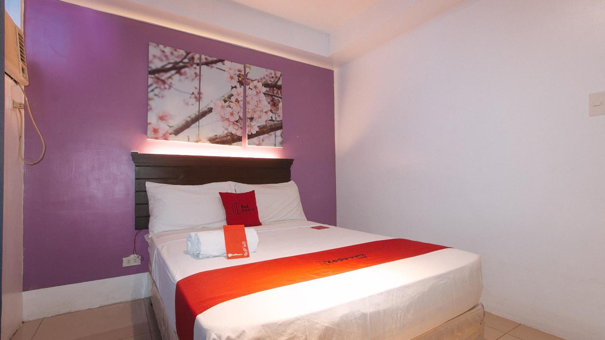 Reddoorz @ Melbourne Suites Makati Makati City Dış mekan fotoğraf